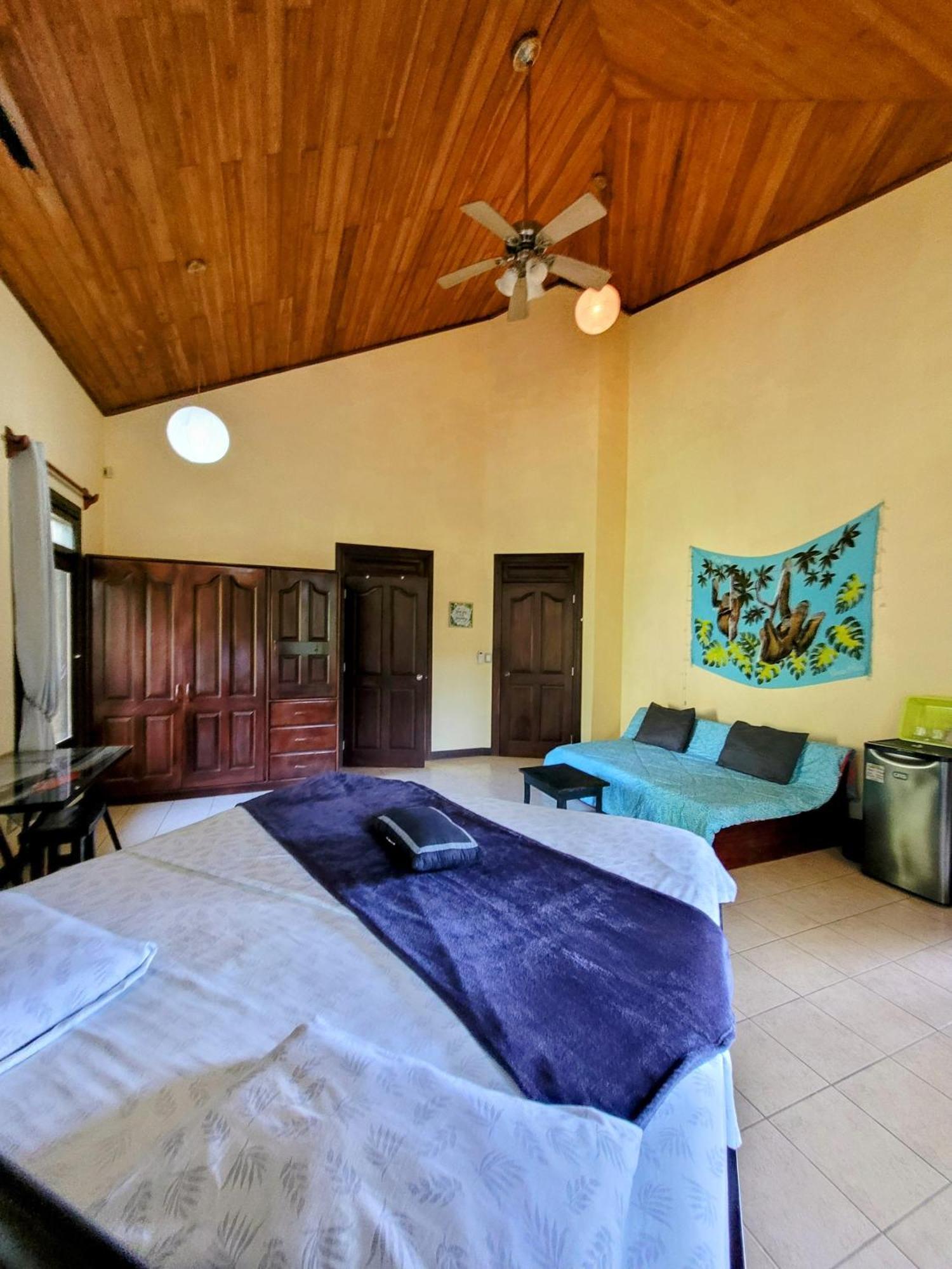 Villa Martina Palmgarden Sámara Chambre photo