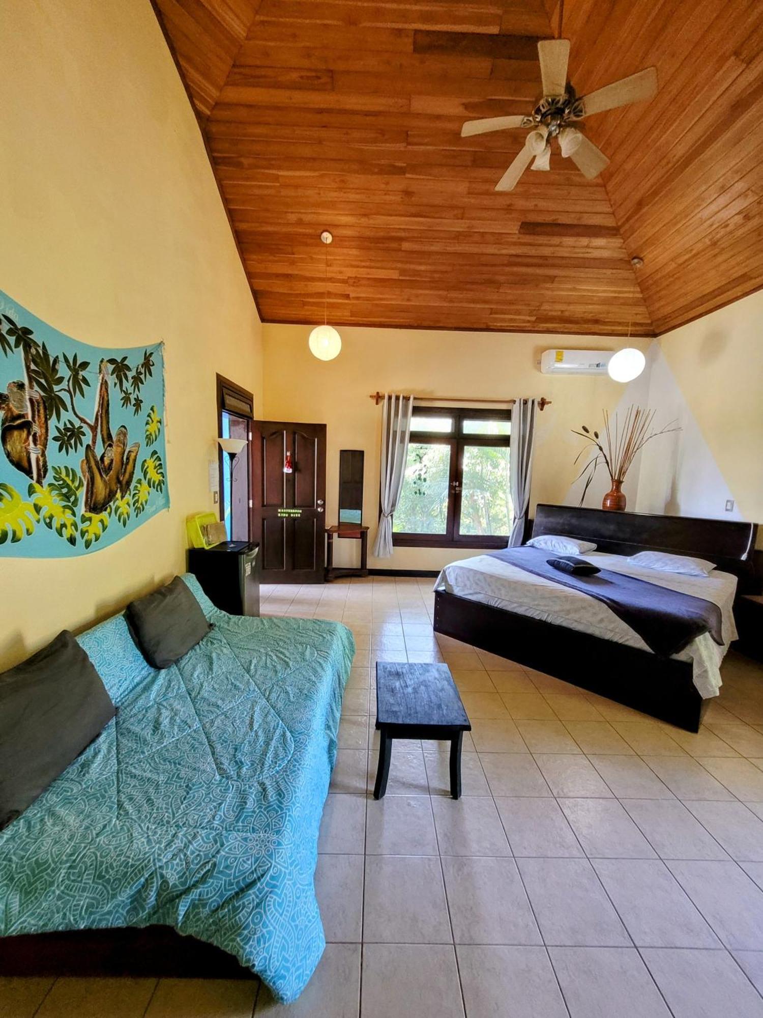 Villa Martina Palmgarden Sámara Chambre photo